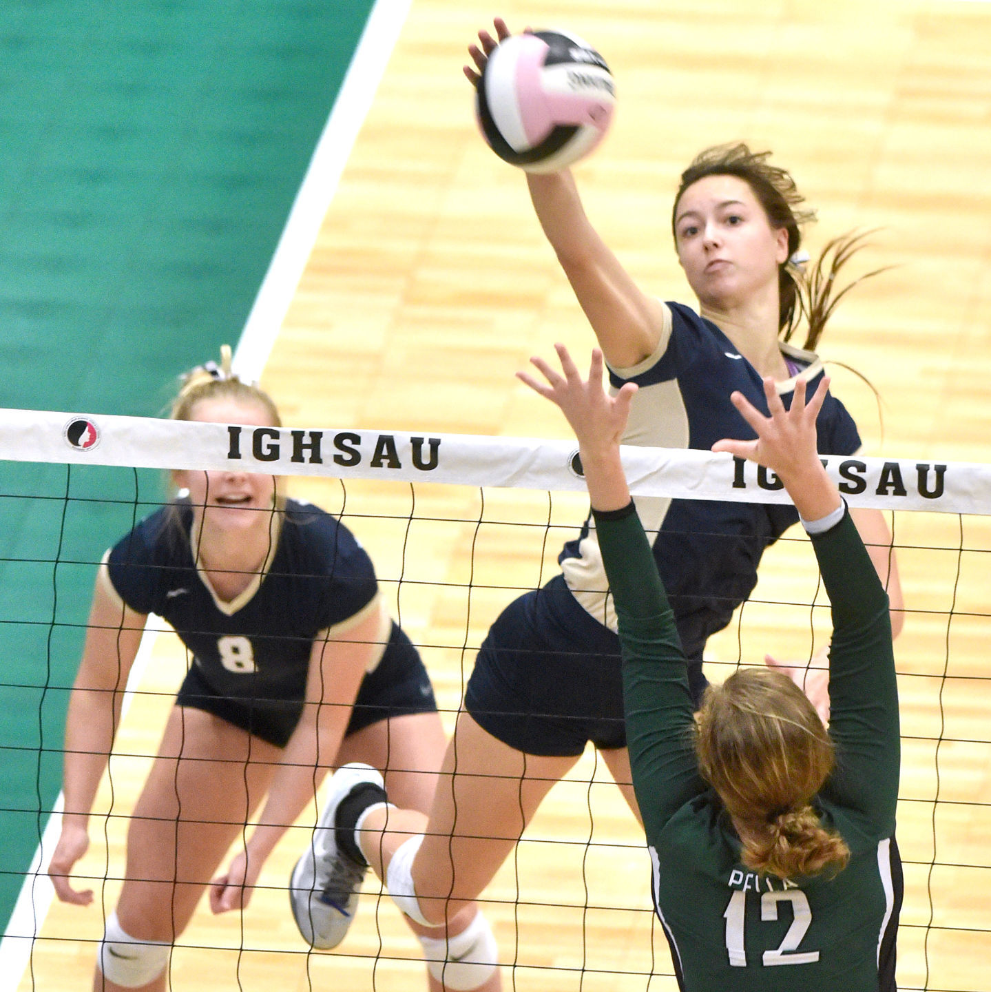 Bishop Heelan vs Pella state volleyball
